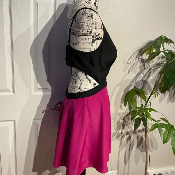 NWOT Fuchsia Cutouts Fit Flare Bright Neon Strap Nigh tout club festival bicolor - Picture 3 of 6